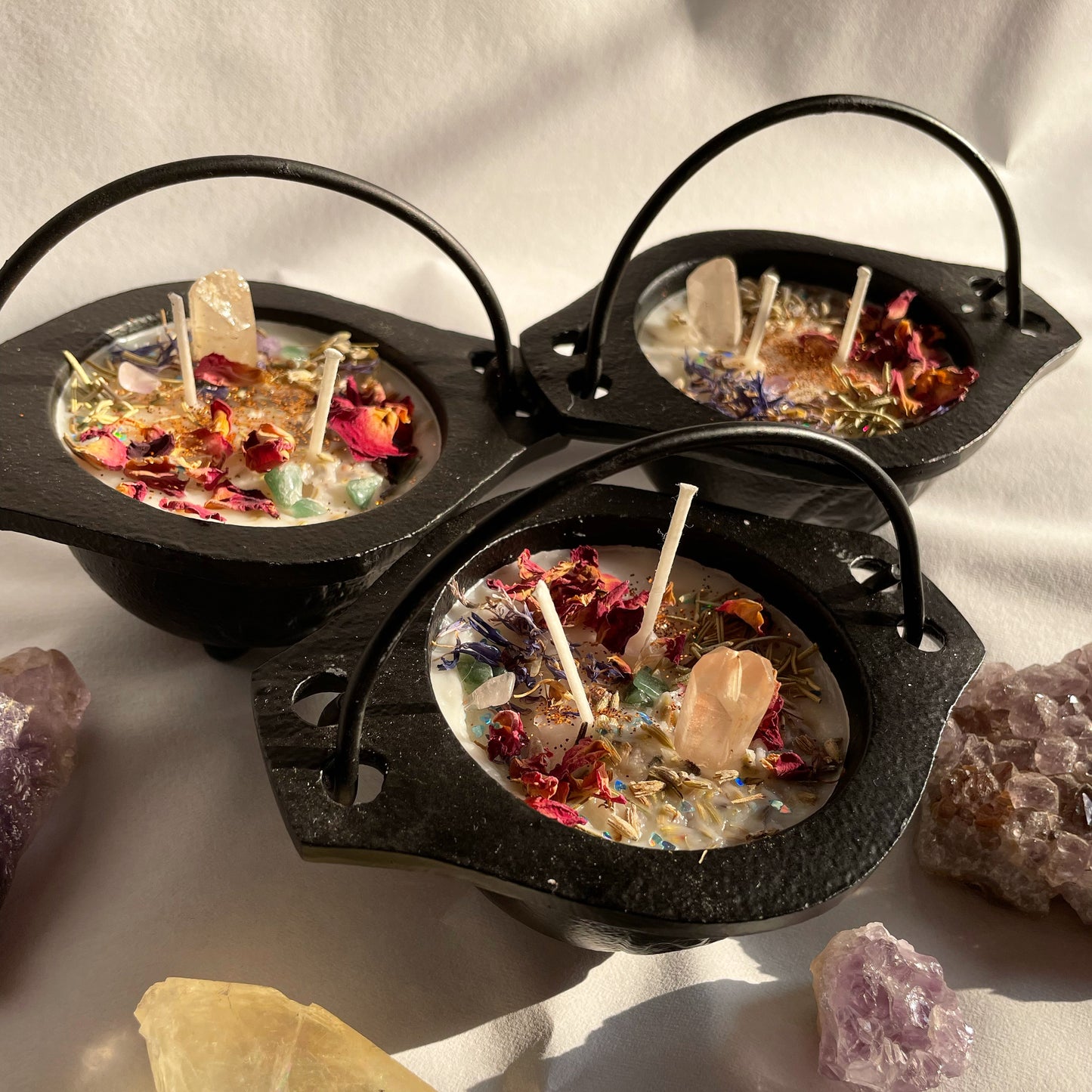 Witch's Cauldron Candle: Hand-Poured with Ritual Oils & Clear Quartz Pointer