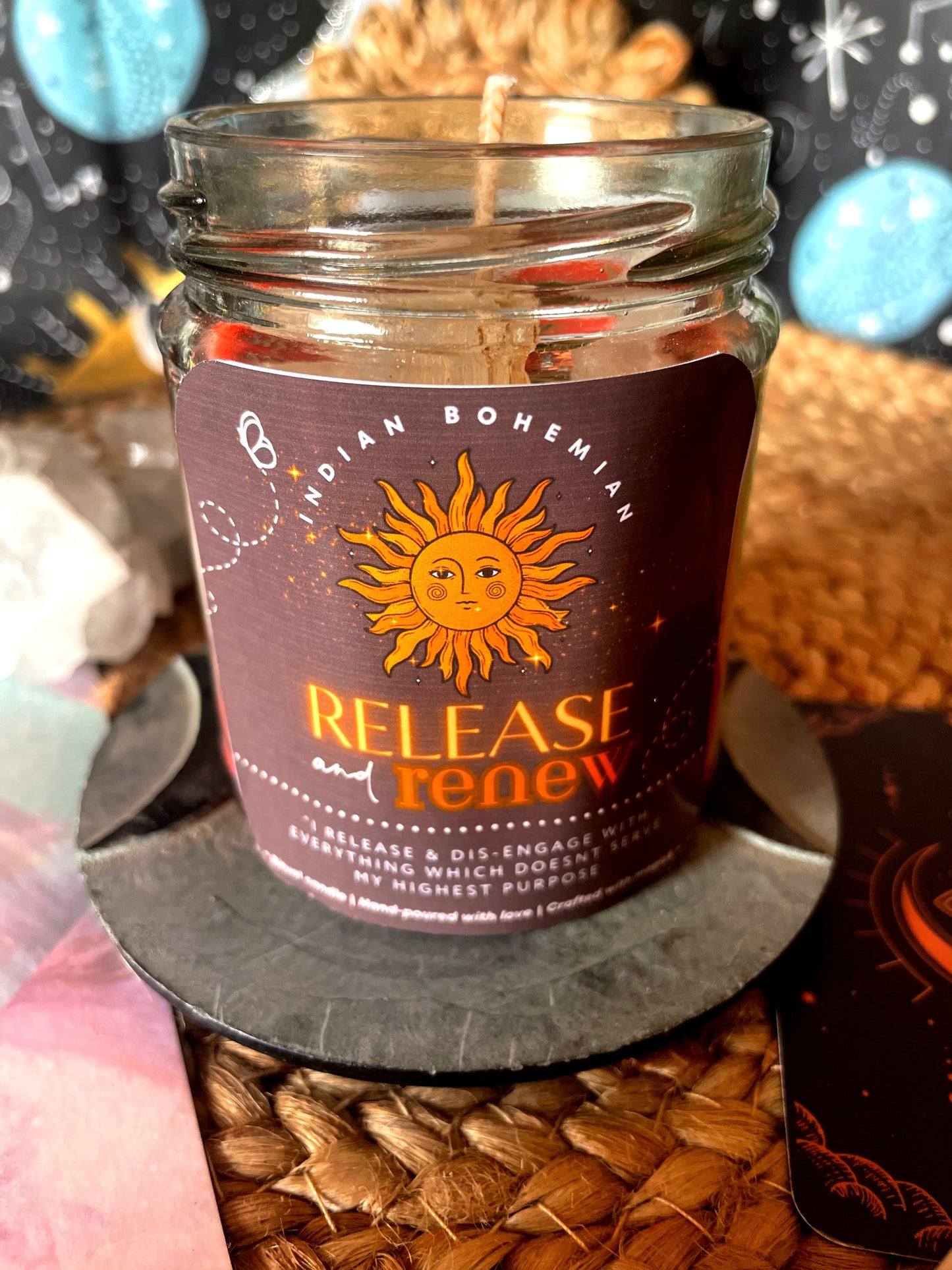 Release & Reset Energies | For Mind & Spirit - Ritual Jar Candle - Selenite & Clear Quartz pointer